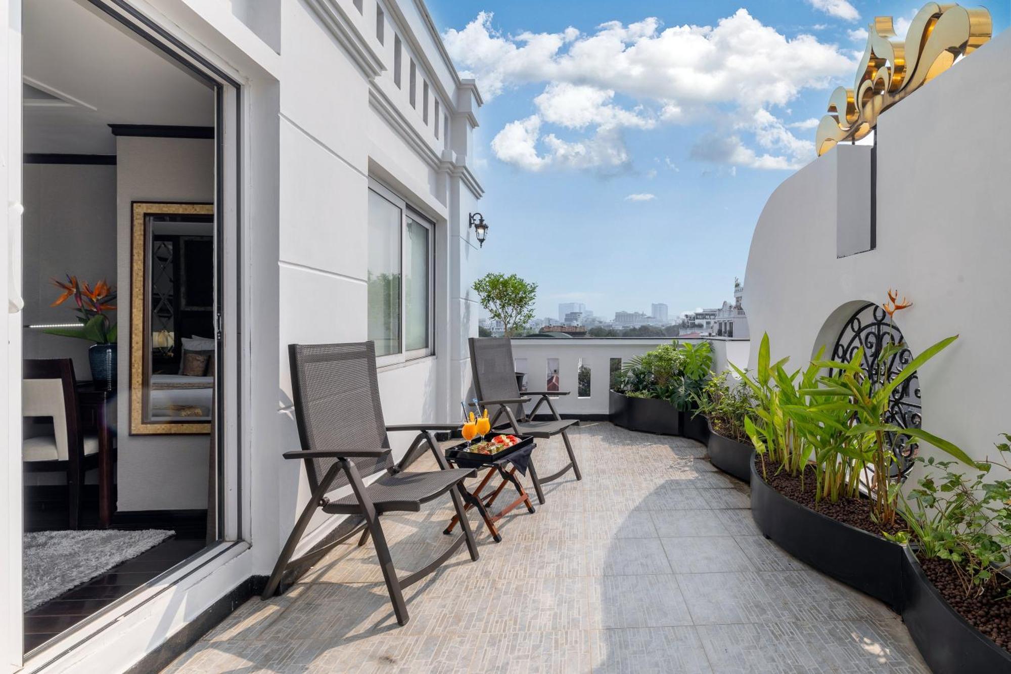 Golden Lotus Luxury Hotel — Photos 3